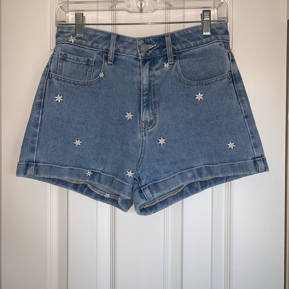 PacSun Shorts Pacsun Raining Daisy Denim Mom Shorts Poshmark